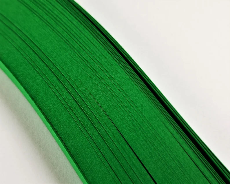 Lively Paper Creations C90 - Christmas Green - Solid Color Quilling Paper Strips