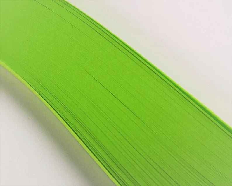 Lively Paper Creations Q39 - Pistachio Green - Solid Color Quilling Paper Strips